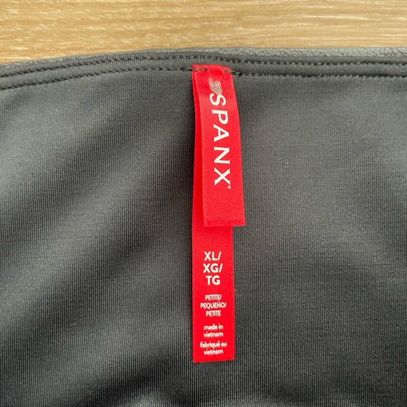 NWT Spanx Faux Leather PETITE Leggings size XL PETITE in Black - Picture 3 of 11